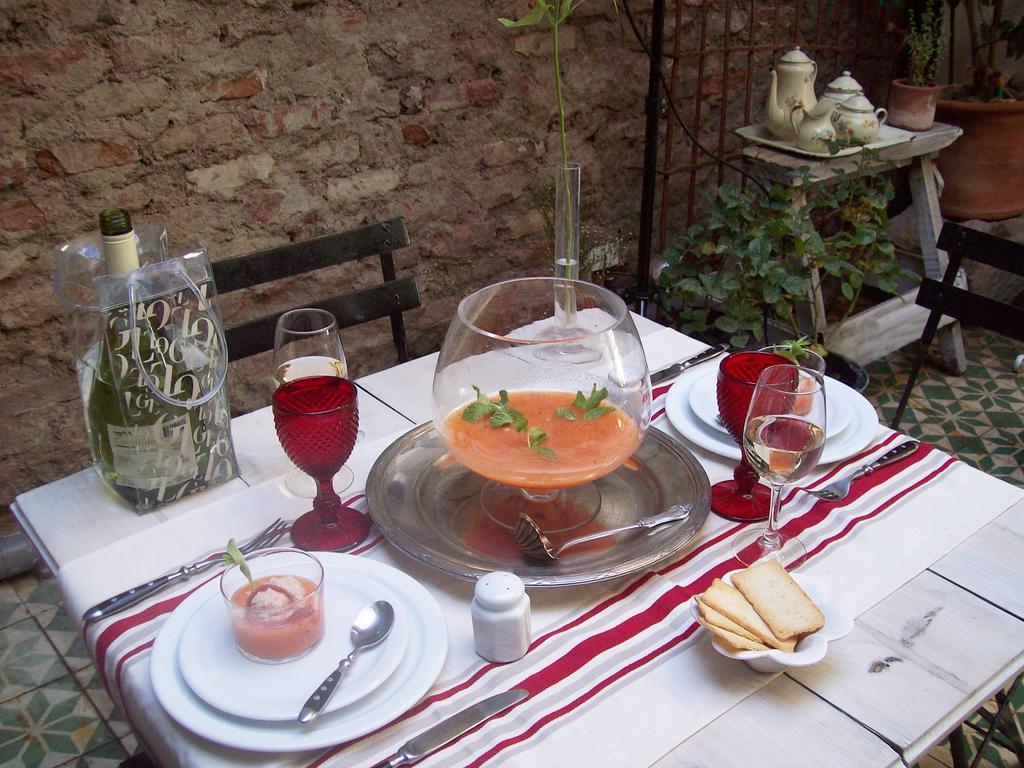 Patio Yungay Bed and Breakfast Santiago de Chile Exterior foto